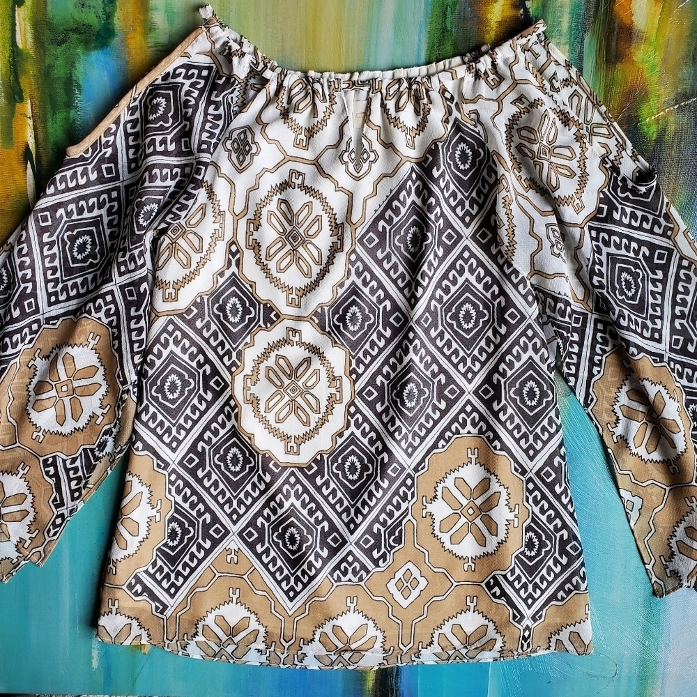 Chico’s Neutrals Cold Shoulder Blouse